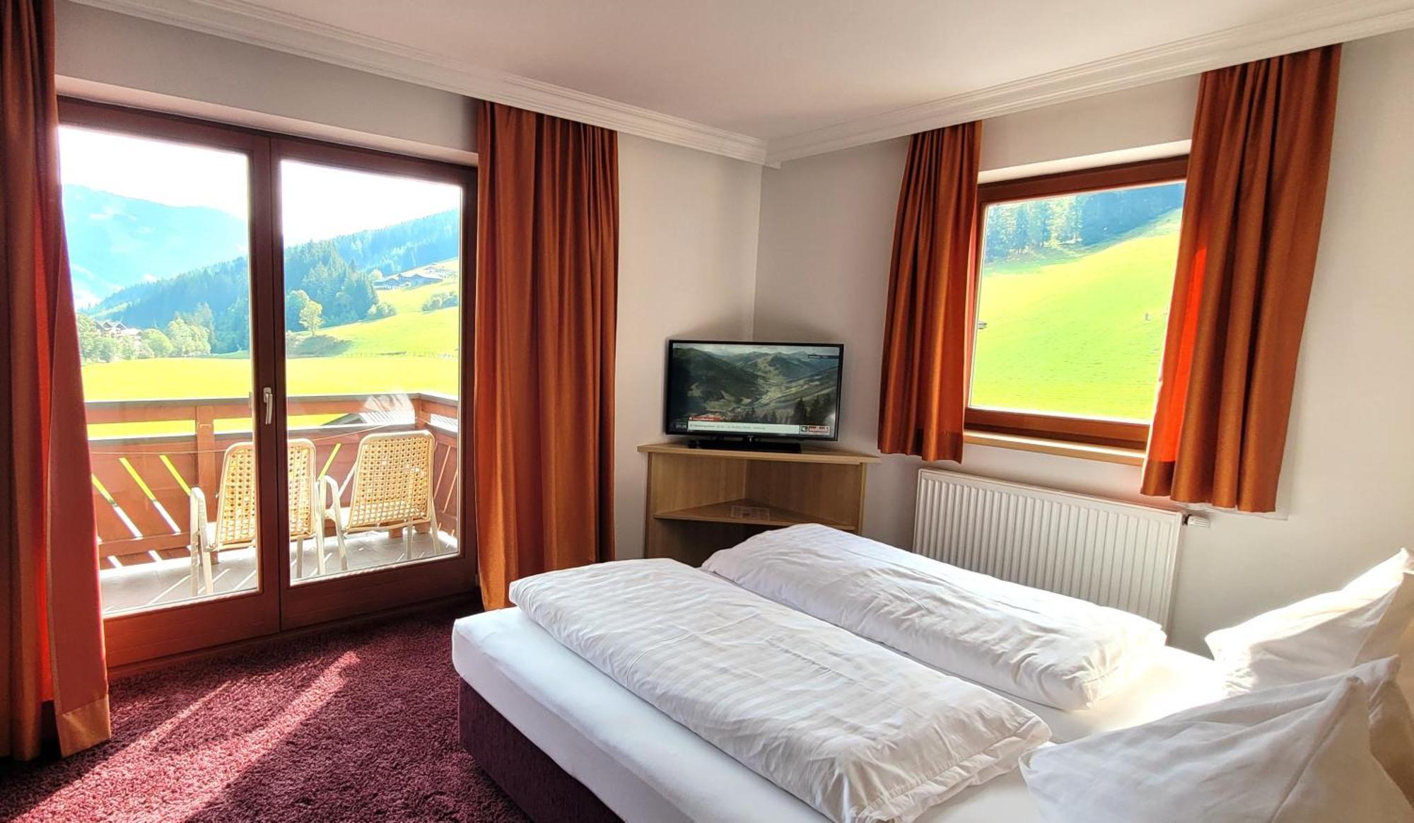 Hotel Sommerer - Inklusive Joker Card Im Sommer Saalbach-Hinterglemm Extérieur photo